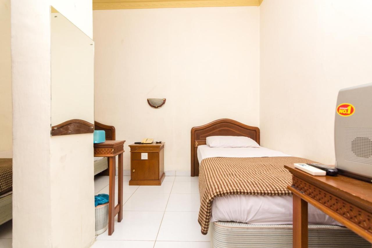 Oyo 2422 Rama Hotel ناغويا المظهر الخارجي الصورة