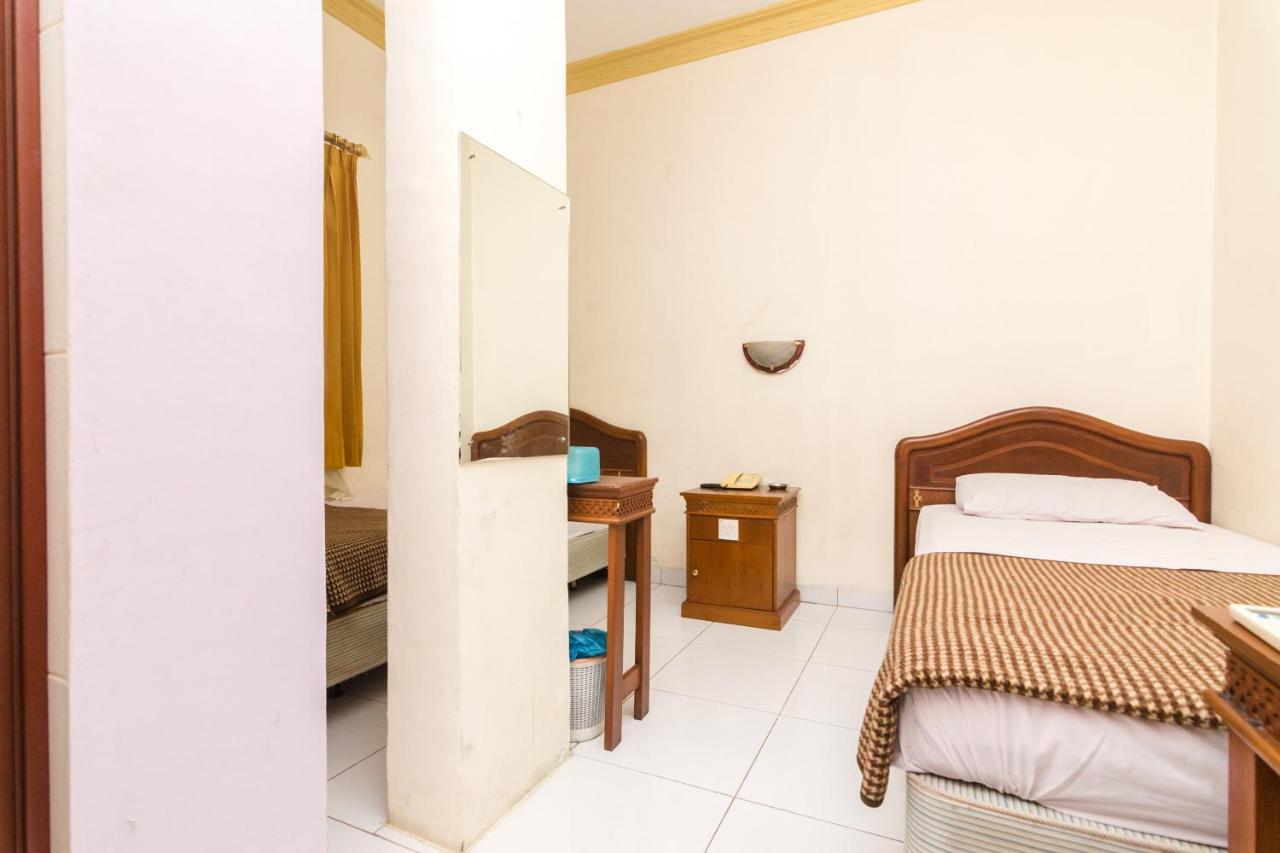 Oyo 2422 Rama Hotel ناغويا المظهر الخارجي الصورة