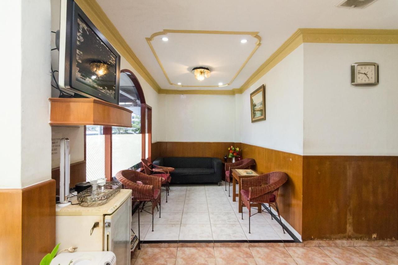 Oyo 2422 Rama Hotel ناغويا المظهر الخارجي الصورة