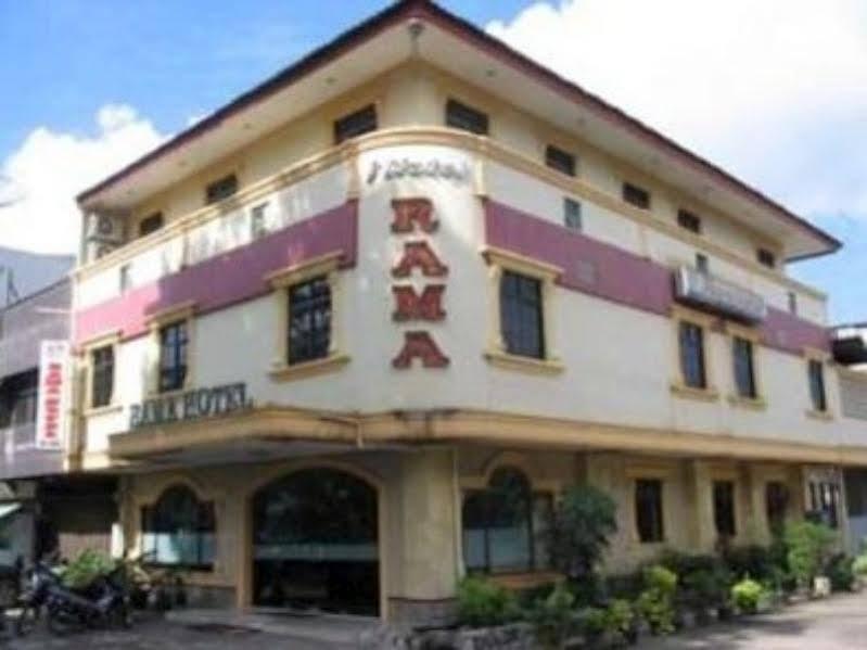 Oyo 2422 Rama Hotel ناغويا المظهر الخارجي الصورة